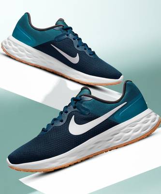 Original nike revolution top