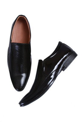 RED LIONS Slip On For Men(Black , 8)