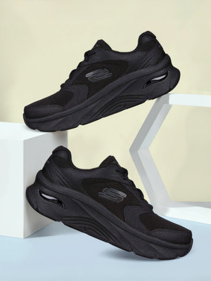 Skechers ARCH FIT D'LUX - JUNCTION Casuals For Men(Black , 6)