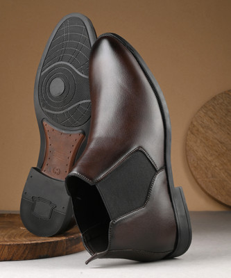 Roadster Boots For Men(Brown , 6)