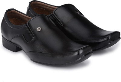 Rocklin Men Slip On For Men(Black , 8)