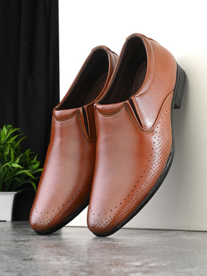 PROVOGUE PR20040 Lightweight Comfort Extra Soft Summer Trendy Premium Stylish Slip On For Men(Tan , 8)