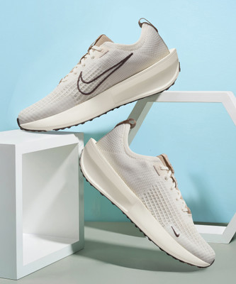 NIKE Interact Run Running Shoes For Women(White , 3.5)