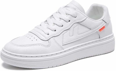 WINGSCRAFT Stylish & Newlook Sneakers For Men(White , 8)