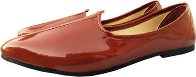 AXOLOTL Men Glossy Juttis/Mojaris Mojaris For Men(Tan , 5)