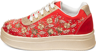 RETTROSE RR1235 - Crimson Royale Sneakers For Women(Red , 5)
