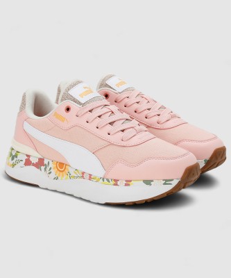 PUMA R78 Voyage Wild Garden Casuals For Women(Pink , 3)