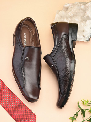 PROVOGUE Slip On For Men(Brown , 6)