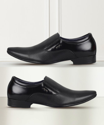 Bata Slip On For Men(Black , 7)