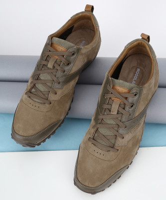 WOODLAND Casual Shoes For Men(Khaki , 9 UK/India)