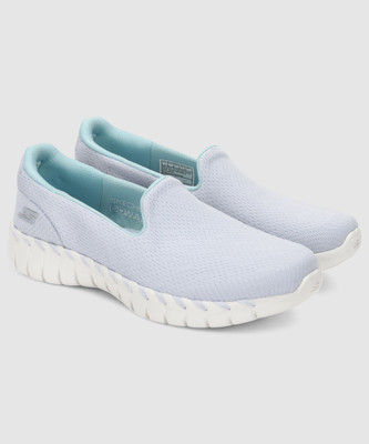 Skechers GO WALK SMART 2-SUNS Running Shoes For Women(Grey , 3)