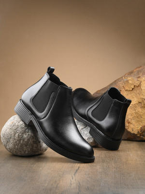 Roadster Men Black Solid Casual Chunky Boots Boots For Men(Black , 7)
