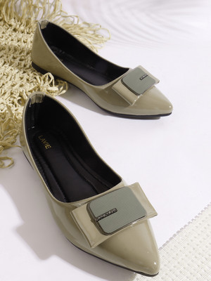 LAVIE Bellies For Women(Olive , 7)