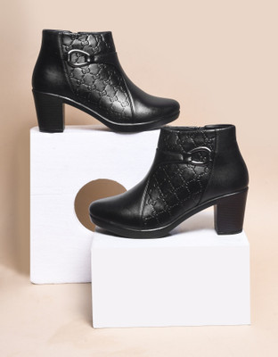 SELFIEE Boots For Women(Black , 3)