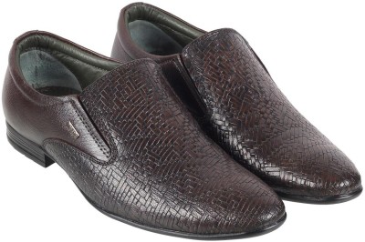 METRO Slip On For Men(Brown , 8)