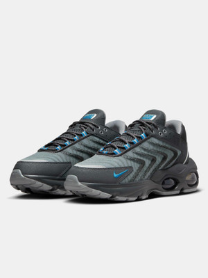 NIKE Air Max TW Next Nature Sneakers For Men(Black , 6)