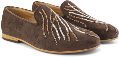 House of Pataudi solid embellished velvet slip on ethnic loafers mojaris shoes For Men(Brown , 6)