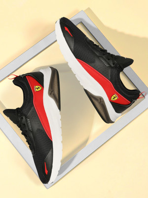 PUMA Ferrari Electron E Pro IN Sneakers For Men(Black , 6)