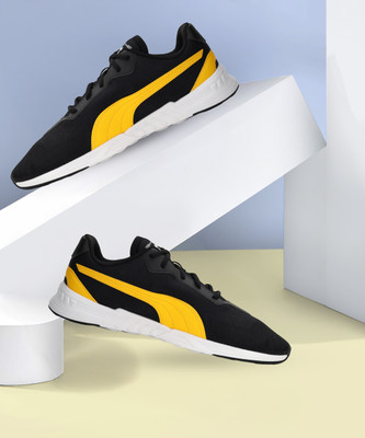 PUMA PL Tiburion Sneakers For Men(Black , 8)