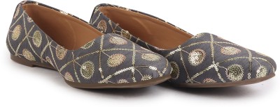 FAUSTO Ethnic Silk Embroidery Zardozi Slip On Juttis for Wedding|Lehanga Festive Mojaris For Women(Grey , 3)