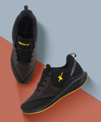 Sparx SM 678 Running Shoes For Men(Black , 7)