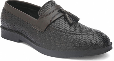 INVICTUS Synthetic Leather Office Wear Casual Shoes Loafers For Men(Brown , 7)