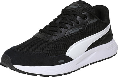 PUMA Milenio Tech Res Sneakers For Men(Black , 10)