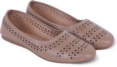 RAVIS Stylish Beige Bellies For Women(Beige , 7)