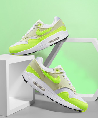 NIKE Running Shoes For Women(Green , 6.5)