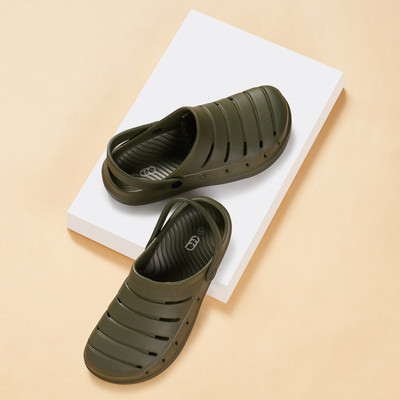 Ajile By Pantaloons Clogs For Men(Green , 9)