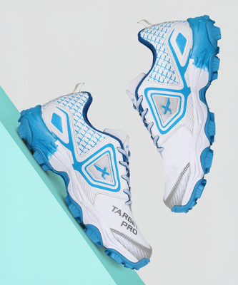 VECTOR X Target Pro Cricket Shoes For Men(White, Blue , 6)