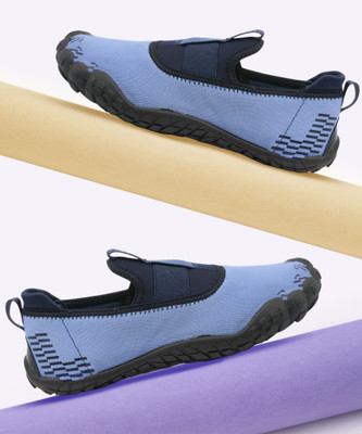 Impakto by Ajanta Barefoot Shoes For Men(Multicolor , 10)