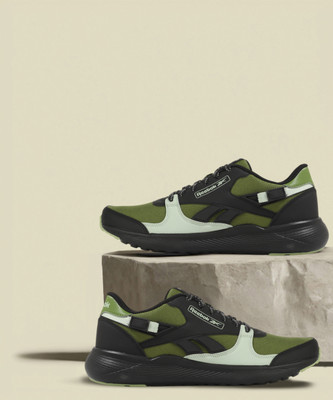 REEBOK Runner Redefined Running Shoes For Men(Green , 8)