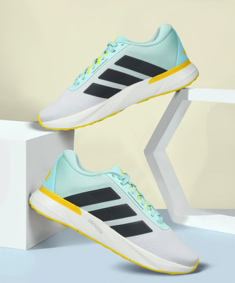 ADIDAS LIGHTRUN BOLD Running Shoes For Men(White , 8)