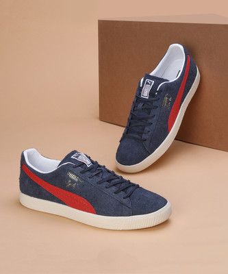 PUMA Clyde SOHO (London) Sneakers For Men(White , 6.5)