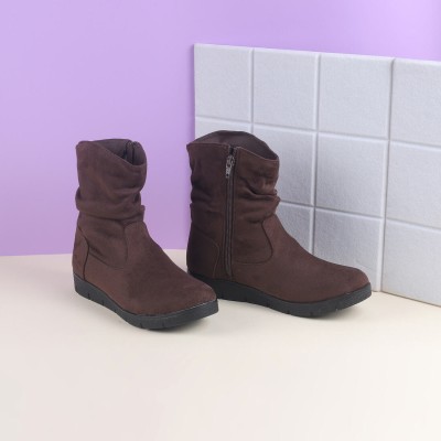 MOCHI Boots For Women(Brown , 3)