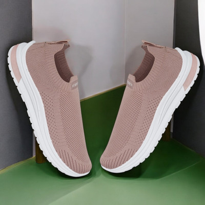 Free Kicks Free Kicks M7-1011 Dailywear Slip On Sneakers For Women(Pink , 4)