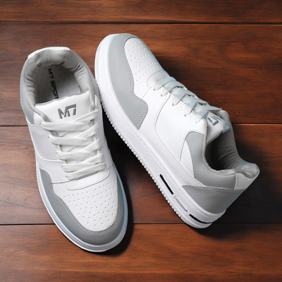 house of common HC-Unique Stylish Leather Causal Wear Sneakers For Men(White , 8)