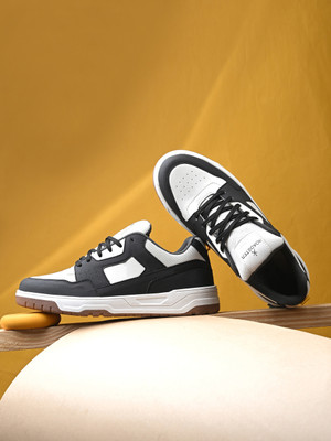Roadster Men's Trendy Black Casual Sneakers | Everyday Comfort | Stylish Sporty Look Sneakers For Men(Black, White , 7)