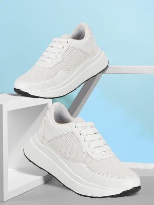 Roadster The Lifestyle Co Mesh Stylish Casual Comt Sneakers For Women(White , 6)