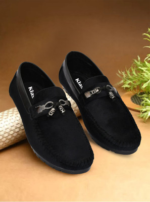 KLASSEN Stylish Partywear Velvet Loafers For Men(Black , 8)