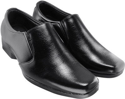 Bata Slip On For Men(Black , 8)
