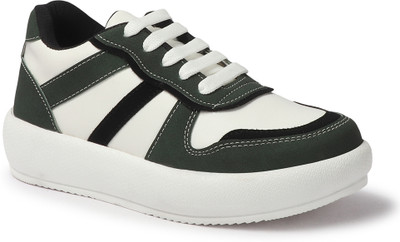 Roadster Women Colorblocked Casual Lace Ups Sneakers Sneakers For Women(Black , 6)