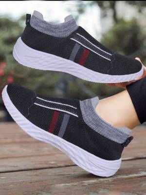 Sukun shop canvas shoes