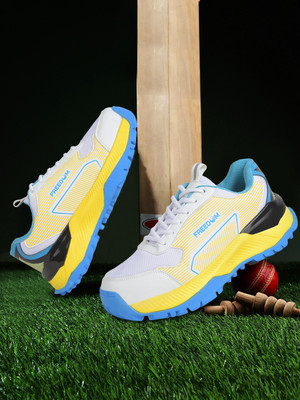 LIBERTY Freedom STRIKER-1 Mens Lacing Sports Shoes | Comfortable & Durable | Lace-Up Cricket Shoes For Men(Yellow , 6)