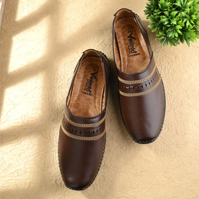 Vellinto Vellinto APEX Jutis For Men Mojaris For Men Nagra For Men Party Wear For Men(Brown , 7)