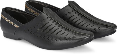 VEESHOE VEESHOE Jutis For Men(Black , 6)