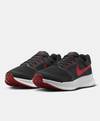 NIKE Run Swift 3 Sneakers For Men(Black , 6)