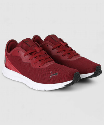PUMA Hustle V2 IDP Sneakers For Men(Multicolor , 6)