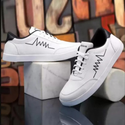 COOPERWINGS Sneakers For Men(White , 6)